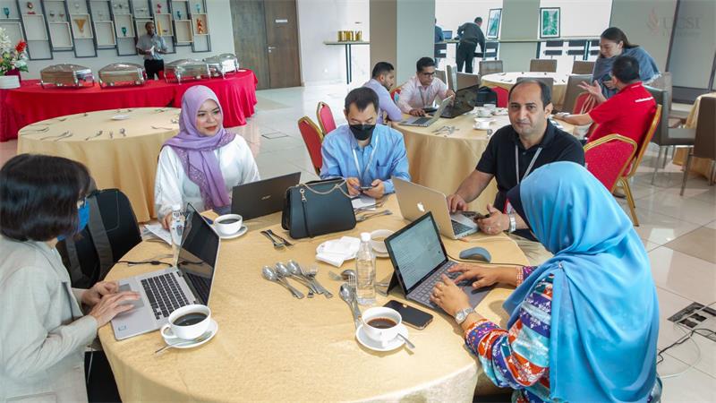 馬來西亞思特雅大學(xué)：匯聚精英，開拓未來