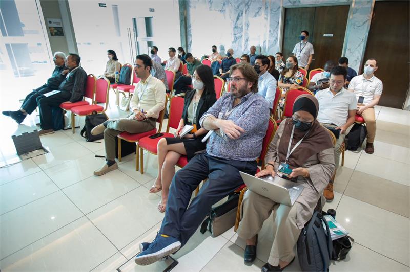 馬來西亞思特雅大學石油工程榮譽學士學位